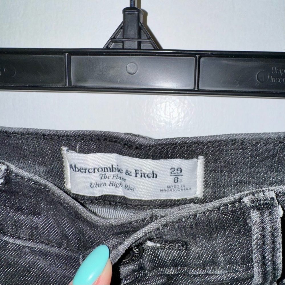 Abercrombie & Fitch Dark Gray Flare Jeans 8 Short - Picture 2 of 8